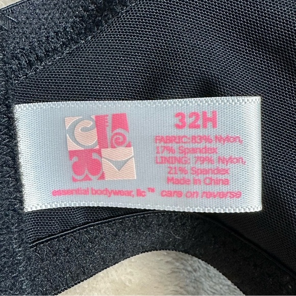 Essential Bodywear Abbie Everyday T-Shirt Bra Black #6111 Size 32H - Picture 5 of 5